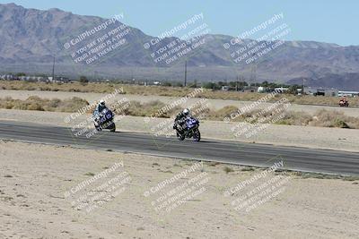 media/Oct-30-2025-Racers Edge (Thu) [[dabbdaf680]]/3-B Group/Session 3 (Turn 15 Inside)/